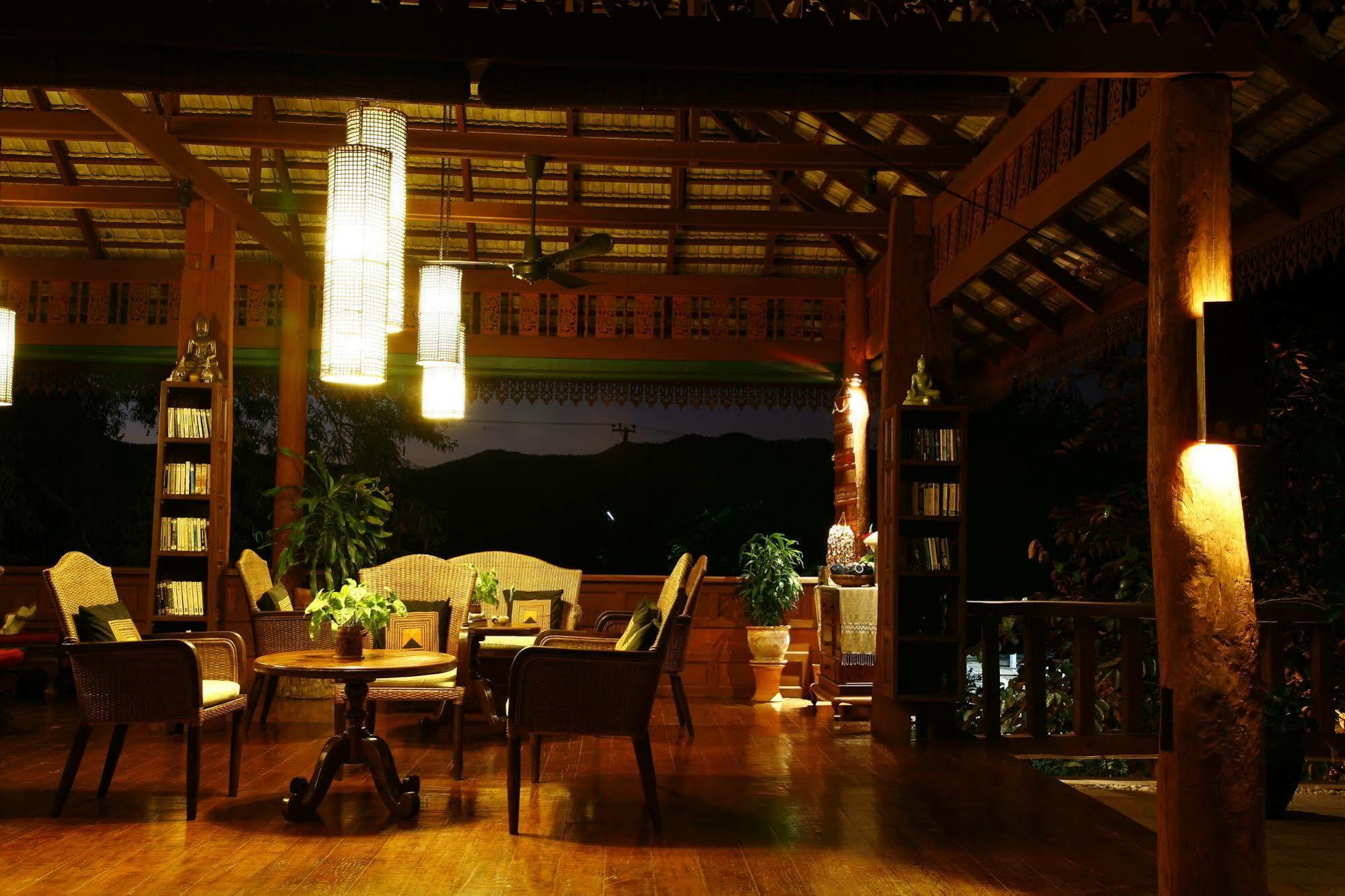 Khum Lanna Hotel Phrao Eksteriør billede